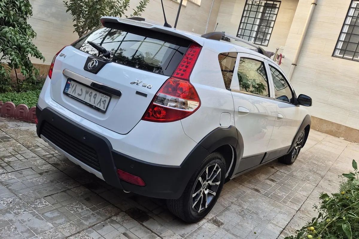دانگ فنگ،  H30 کراس