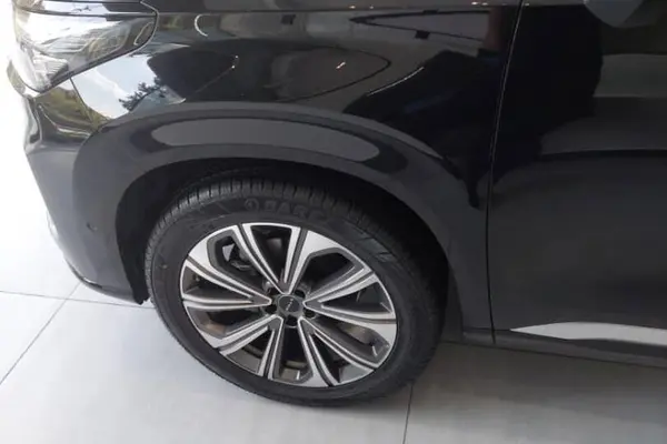 اکستریم، VX (QX)