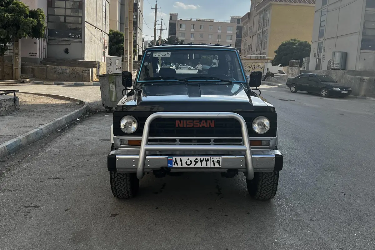 نیسان،  پاترول دو در
