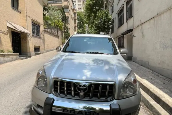 تویوتا  پرادو  چهار در