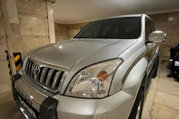 تویوتا  پرادو  چهار در