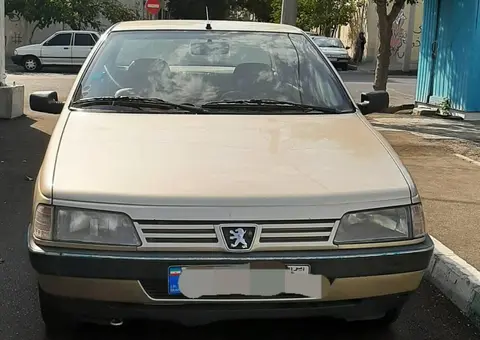 پژو، 405