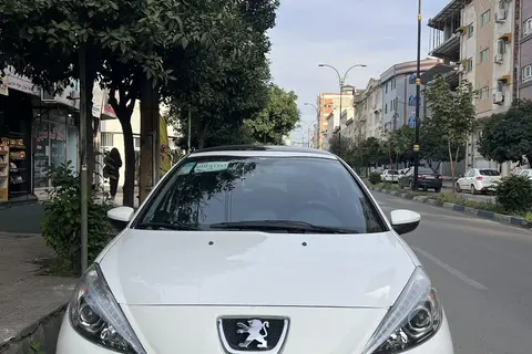 پژو، 207