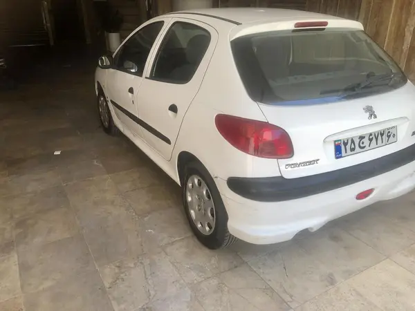پژو  206