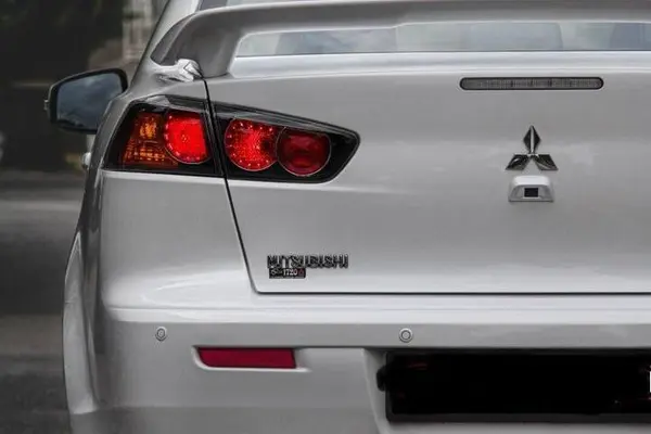 میتسوبیشی، لنسر