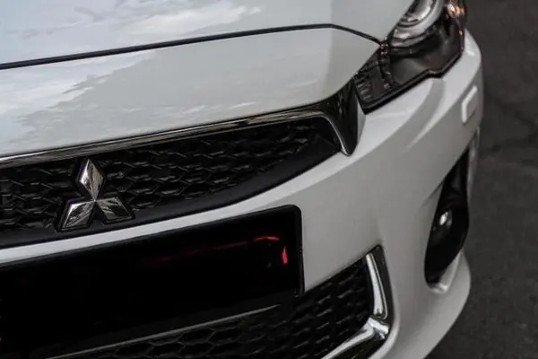 میتسوبیشی، لنسر