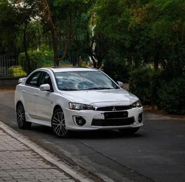 میتسوبیشی، لنسر