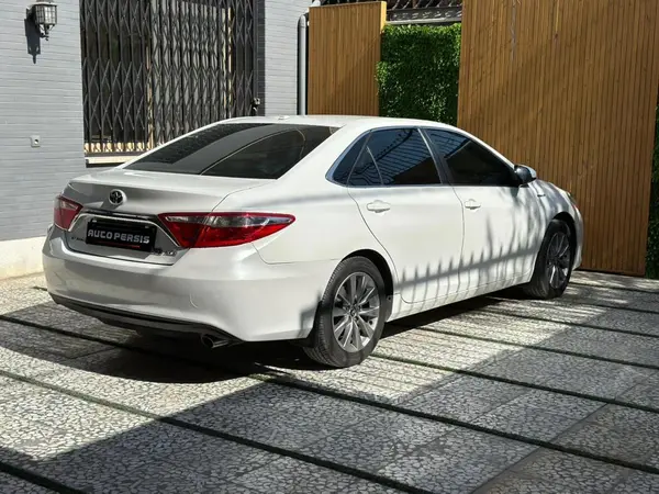 تویوتا، کمری هیبرید