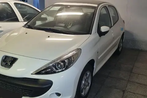 پژو، 207