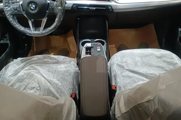 ب ام و  X2