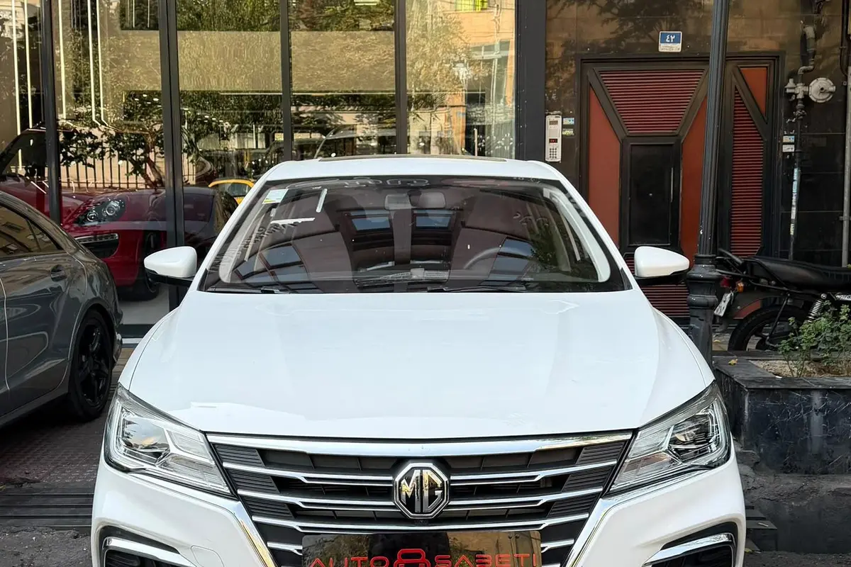 ام جی،  5