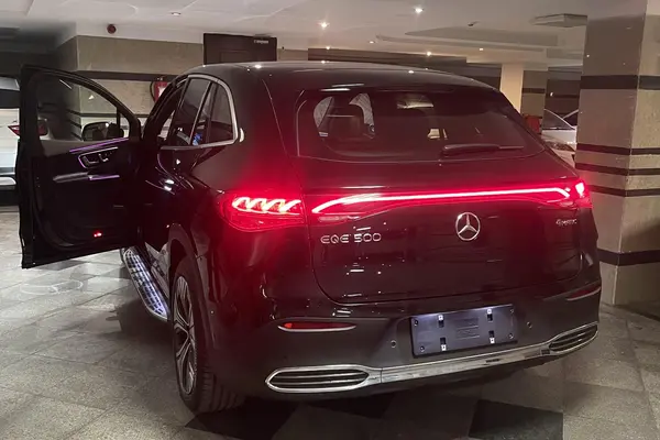 بنز، EQE SUV
