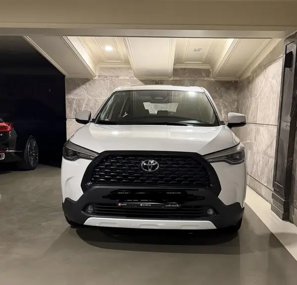 تویوتا، کرولا کراس هیبرید