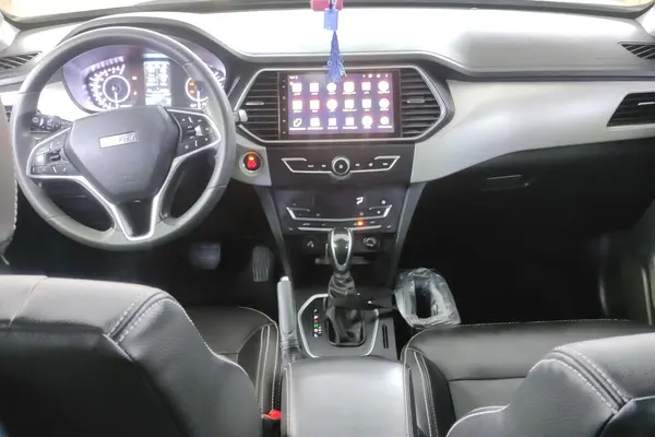 لیفان  X70