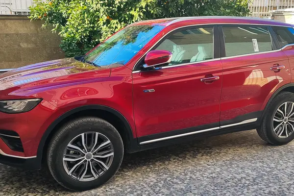 جیلی، آزکارا هیبرید