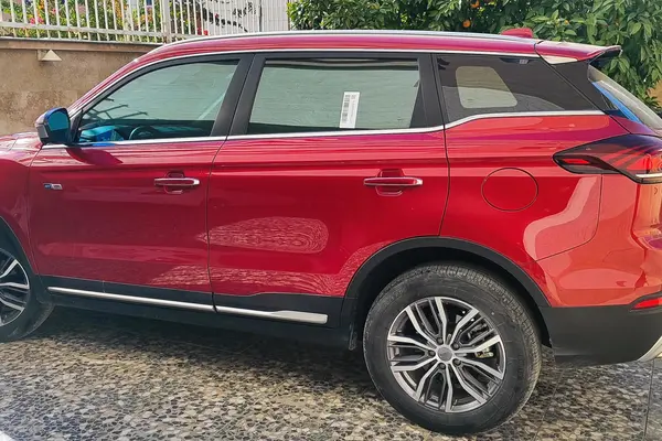 جیلی، آزکارا هیبرید