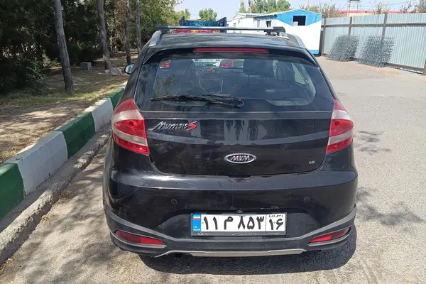 ام وی ام، 315هاچ بک