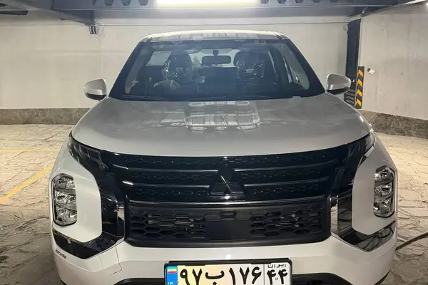 میتسوبیشی، اوتلندر