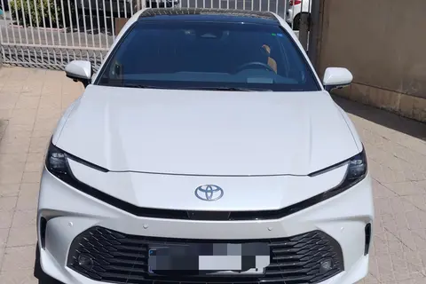 تویوتا، کمری هیبرید