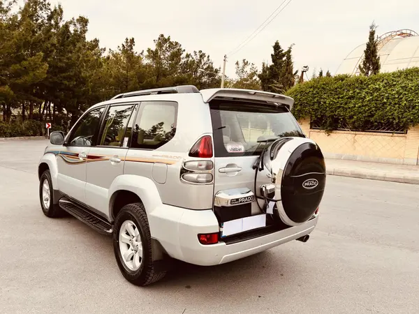 تویوتا  پرادو  چهار در
