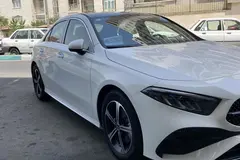 بنز، کلاس A سدان