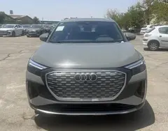 آئودی، Q4 e-tron