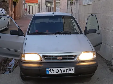 پراید، صندوق دار