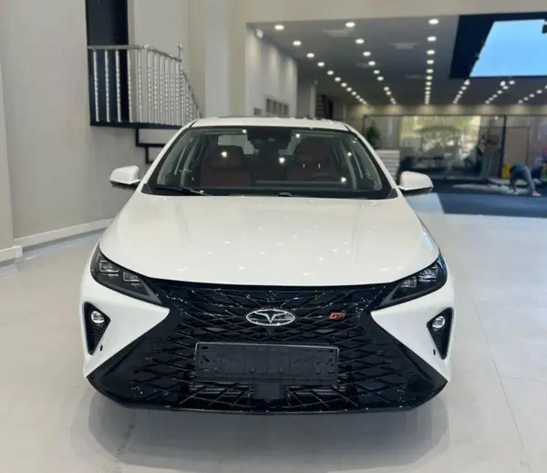 فونیکس، آریزو 6 جی تی (Z6 GT)