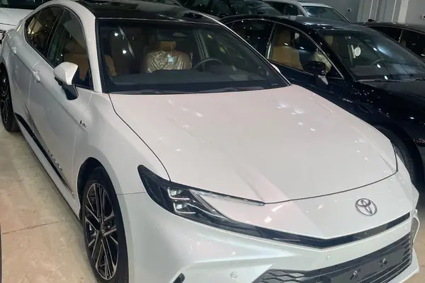 تویوتا، کمری هیبرید