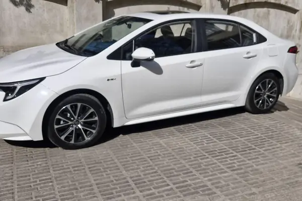 تویوتا، لوین هیبرید