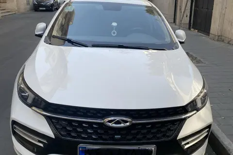 چری، آریزو 6