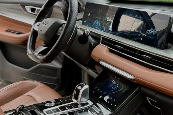 فونیکس، تیگو 8 پرو مکس (F8 PRO MAX)