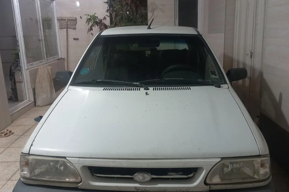 پراید،  صندوق دار