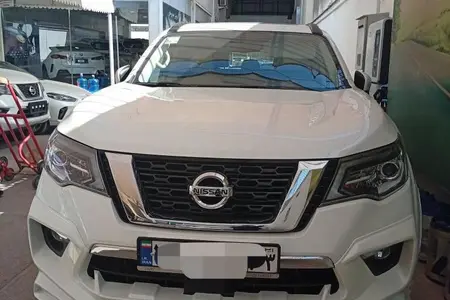 نیسان ترا