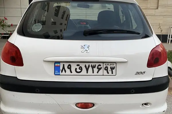 پژو، 206