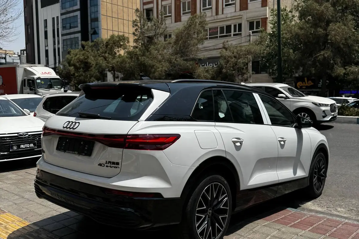 آئودی  Q5 e-tron
