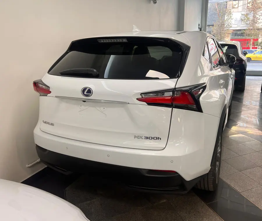 لکسوس، NX هیبرید