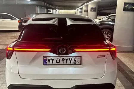 ام جی 4ev