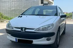 پژو، 206