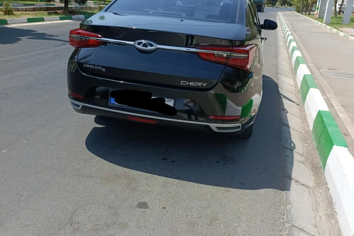 چری،  آریزو 6