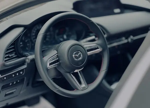 مزدا، 3 وارداتی