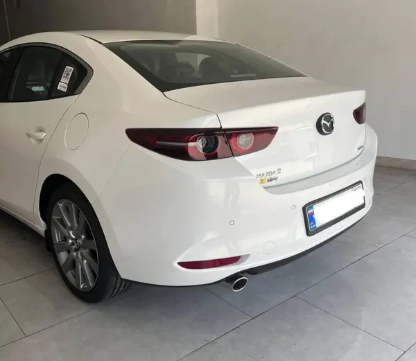 مزدا، 3 وارداتی