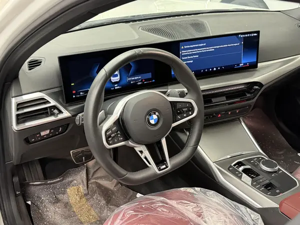 ب ام و، سری 3 سدان