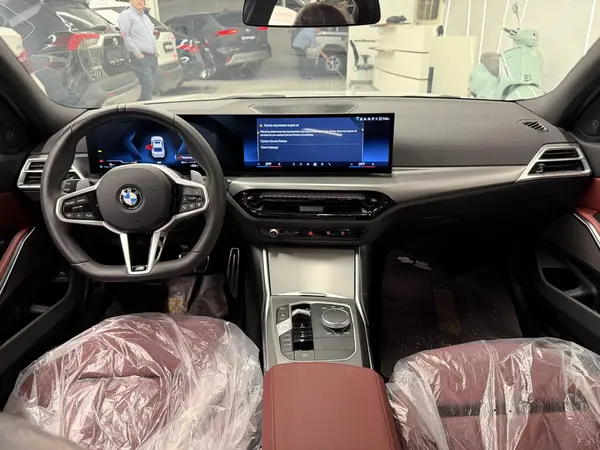 ب ام و، سری 3 سدان