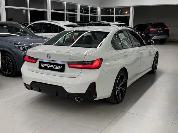 ب ام و، سری 3 سدان