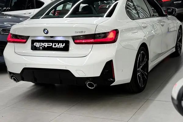 ب ام و، سری 3 سدان