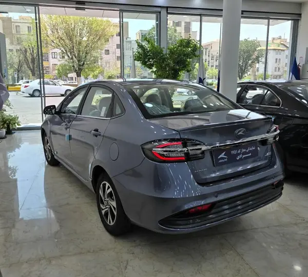 کی ام سی، ایگل