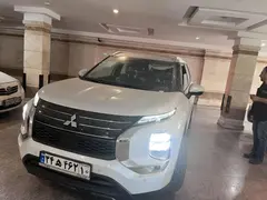 میتسوبیشی، اوتلندر