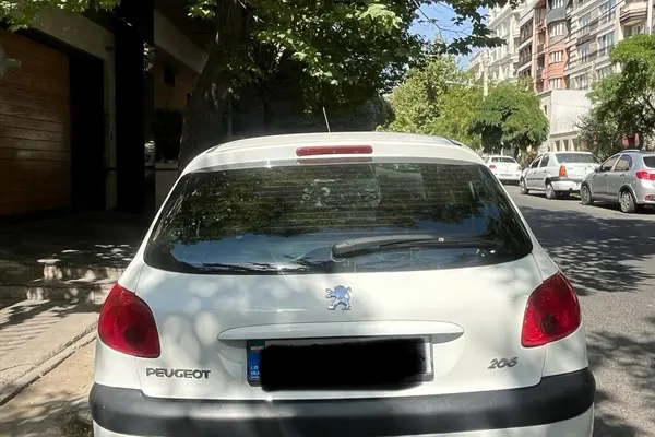 پژو  206