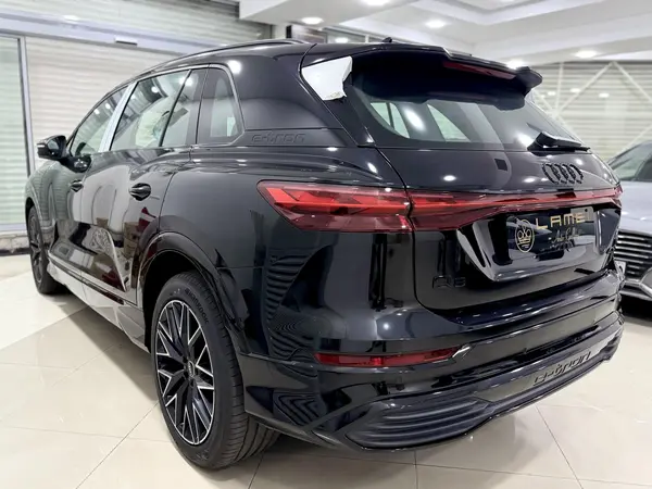 آئودی  Q5 e-tron